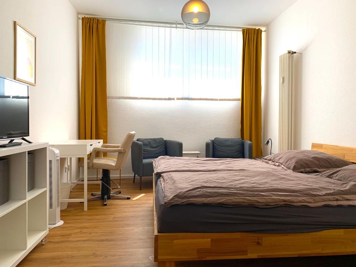 Alles Komplett - 2 Schlafzimmer, Grosse Kueche, Bad Köln Exterior foto