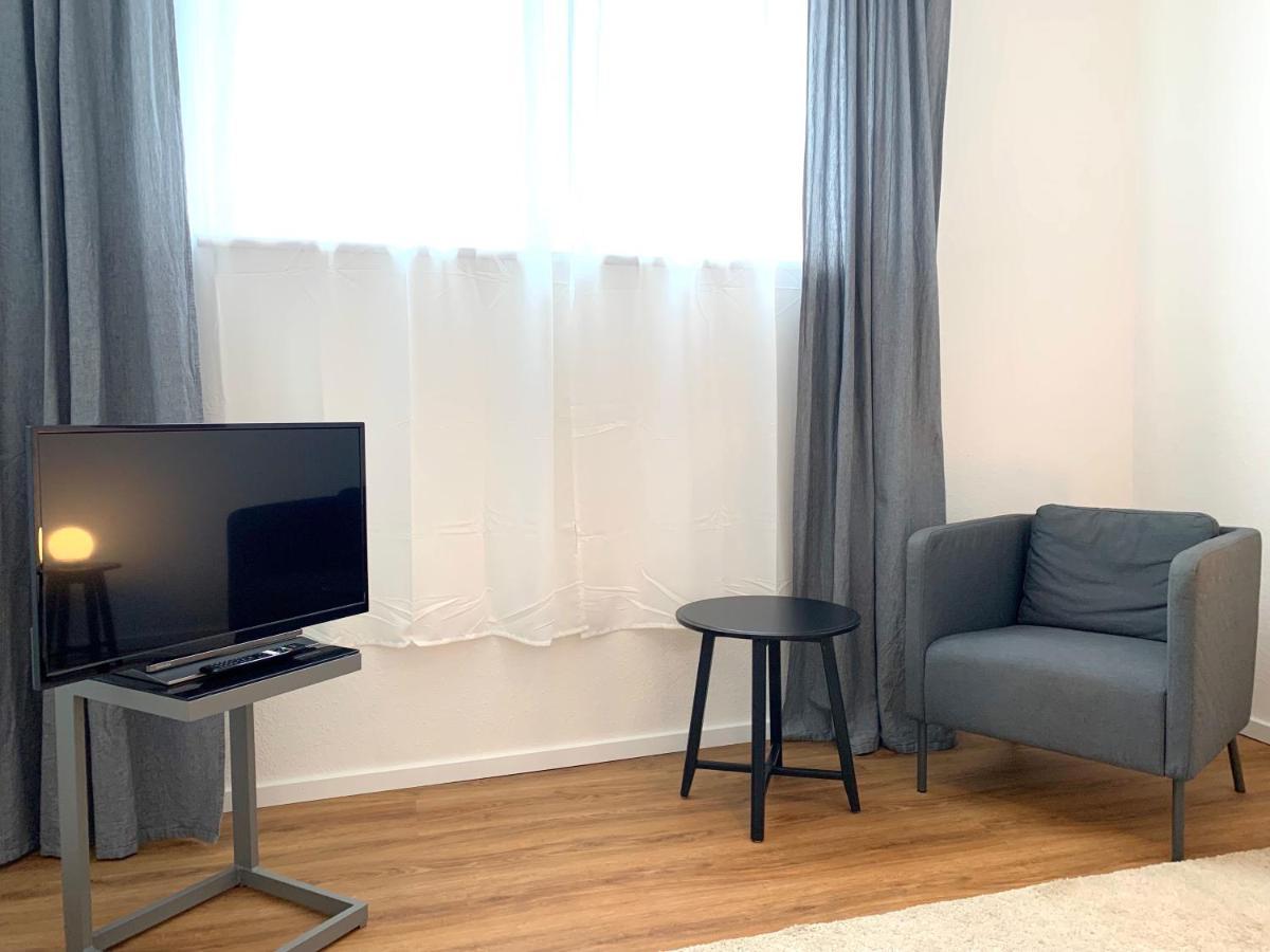 Alles Komplett - 2 Schlafzimmer, Grosse Kueche, Bad Köln Exterior foto