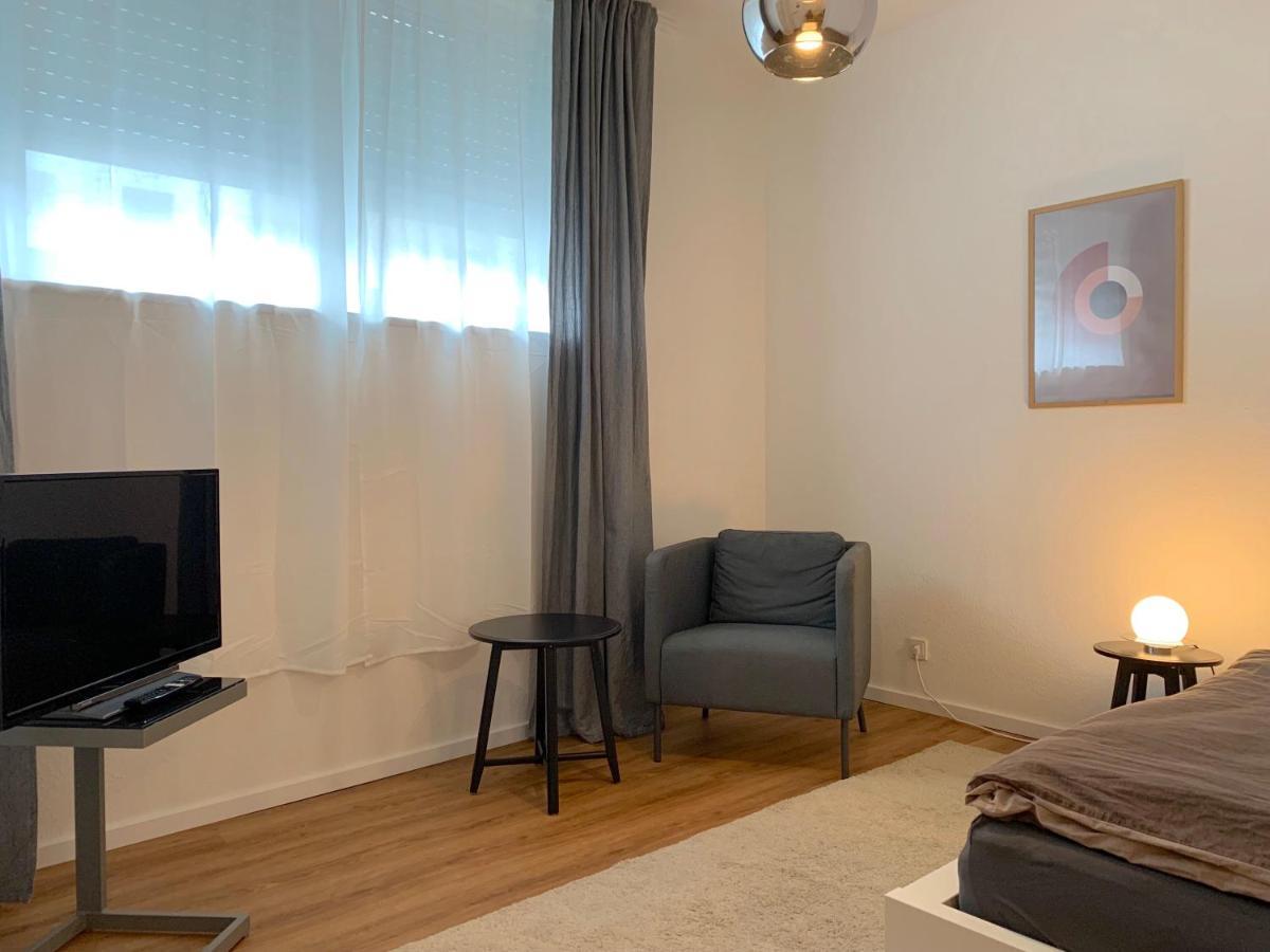 Alles Komplett - 2 Schlafzimmer, Grosse Kueche, Bad Köln Exterior foto